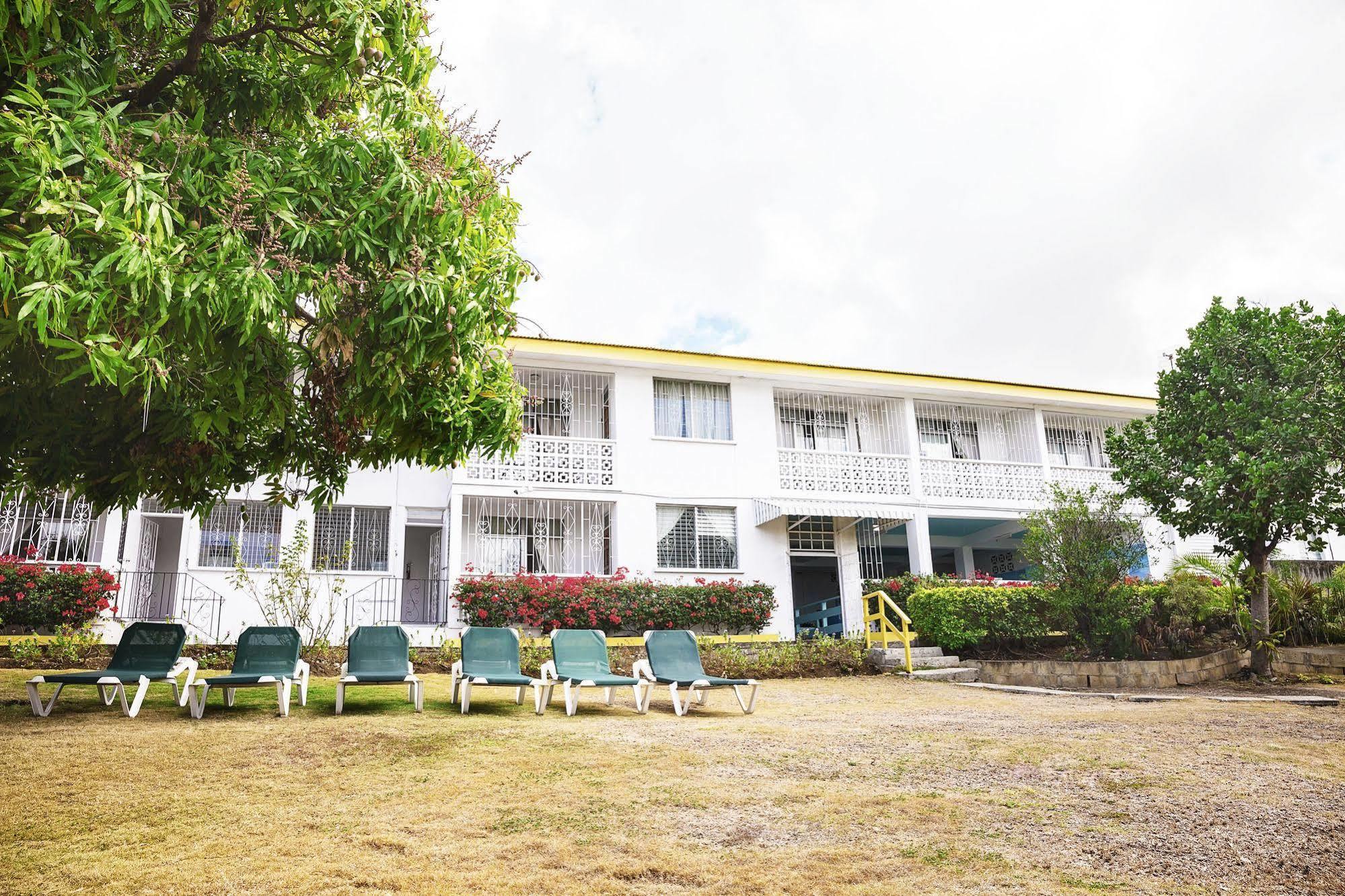 Adulo Apartments Bridgetown Exterior photo